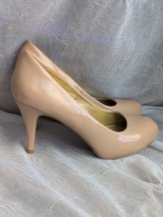 Mossimo Supply Co. Shoes - Mossimo Supply Co. Women's Patent Nude/Taupe Round-Toe Heels